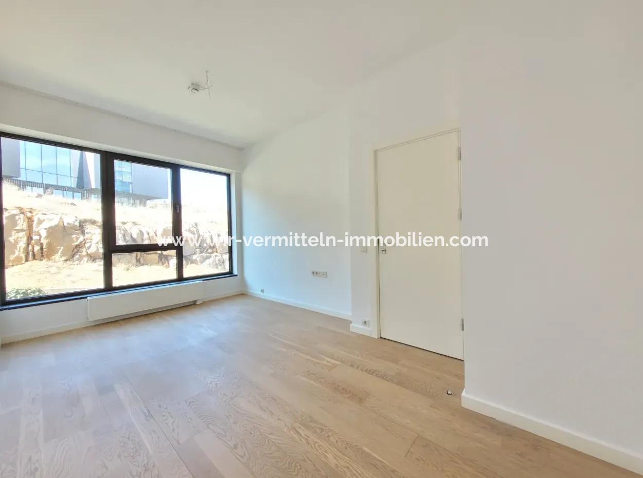 Kiracısız İncek Loft Satılık  2+1 Bahçe Dubleks Şehir Manzaralı Daire