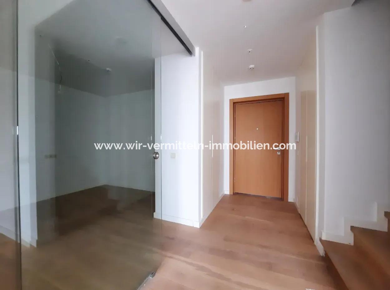 İncek Loft Satılık  3+1 Dubleks Peyzaj Manzaralı 2.Kat Daire