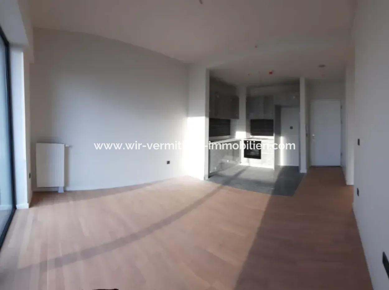 Beytepe İncek Bulvar Loft Satılık 1+1 46 M² 20.Kat Mogan Manzaralı Daire