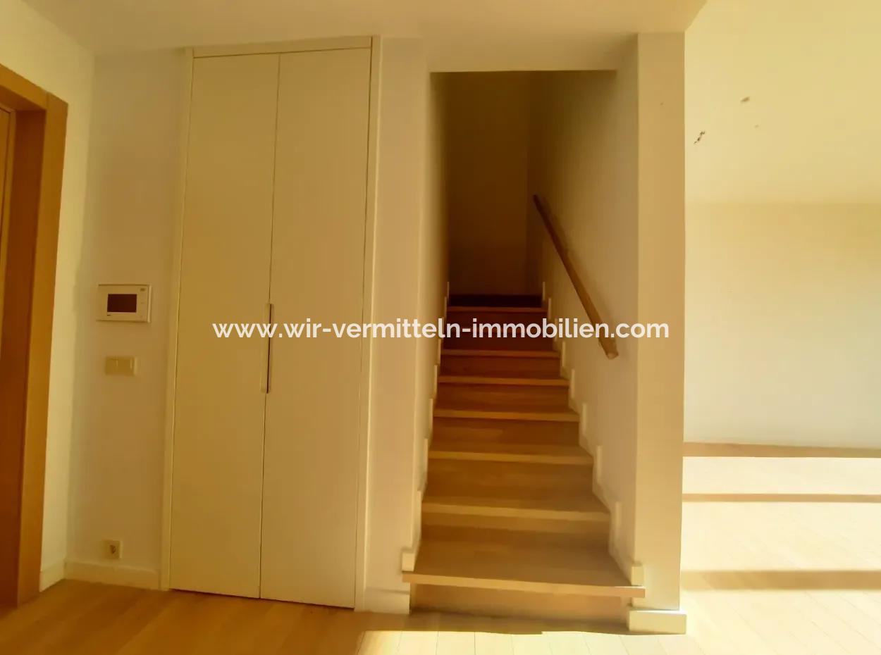 Krediye Uygun İncek Loft Satılık  3+1 Dubleks Peyzaj Manzaralı 2.Kat Daire