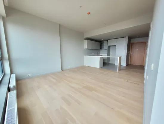 Boş İncek Loft Satılık 1+1 Göl Manzaralı 2.Kat Daire