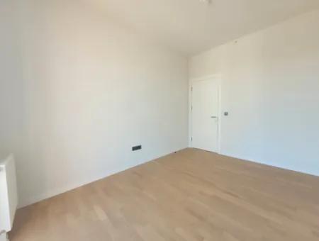 Kiralık Beytepe İncek Bulvar Loft 3+1 110 M² 19.Kat Bulvar Ve Göl Manzaralı