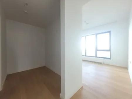 İncek Loft Kiralık 3+1 Şehir Manzaralı 19.Kat Daire