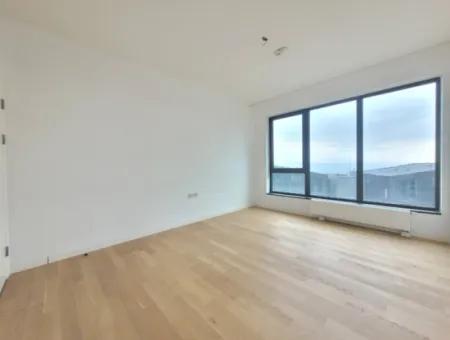 İncek Loft Satılık 3+1 110 M²  Peyzaj Manzaralı Daire