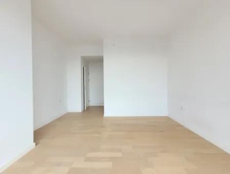 İncek Loft Satılık 3+1 110 M²  Peyzaj Manzaralı Daire