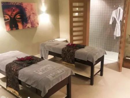 Boş İncek Loft Satılık Teraslı  3+1 110 M² Mogan Manzaralı Daire