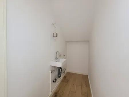 Boş Krediye Uygun İncek Loft Satılık 3+1 Bahçe Dubleksi Şehir Manzaralı Daire