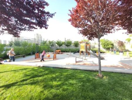 Kiralık Beytepe İncek Bulvar Loft Satılık 1+1 55 M² 17.Kat Daire