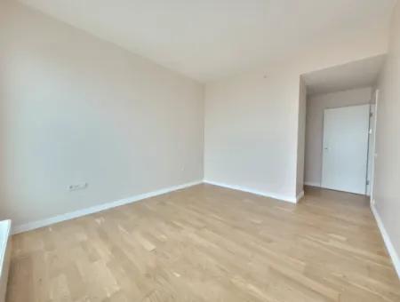 İncek Loft Satılık  2+1 85 M² 22.Kat Mogan Cephe Daire