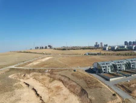 Lüks Eşyalı  İncek Prestij Satılık  1+1 62 M² 15.Kat Daire