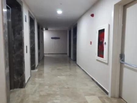 Boş Lüks Eşyalı  İncek Prestij Kiralık  1+1 62 M² 18.Kat Daire