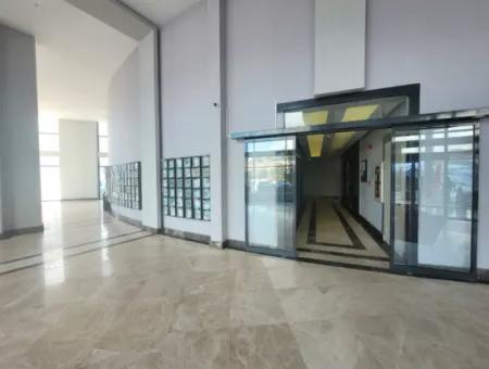 Boş Lüks Eşyalı  İncek Prestij Kiralık  1+1 62 M² 18.Kat Daire