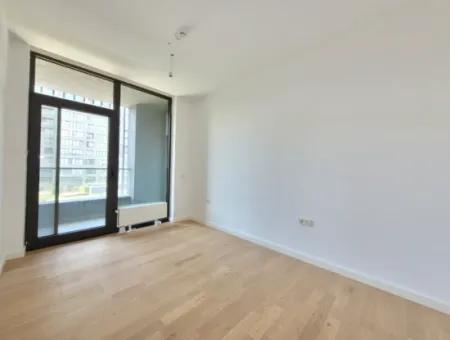 İncek Loft Satılık  3.5+1 140 M² 3.Kat Peyzaj Cephe Daire