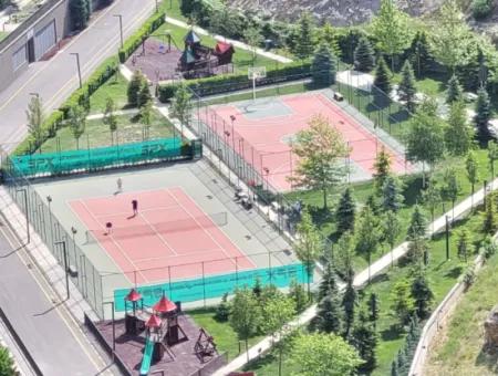 İncek Loft Satılık  3.5+1 140 M² 3.Kat Peyzaj Cephe Daire