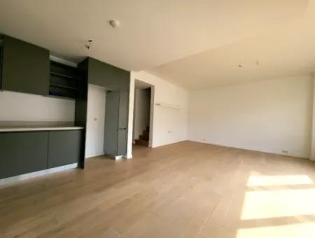 Kiracısız İncek Loft Satılık  2+1 Dubleks Şehir Manzaralı 2.Kat Daire