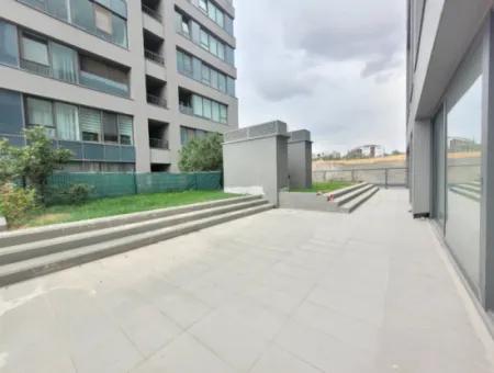 Boş Krediye Uygun İncek Loft Satılık  Teraslı 4+1  Peyzaj Manzaralı 137 M² 4.Kat Daire