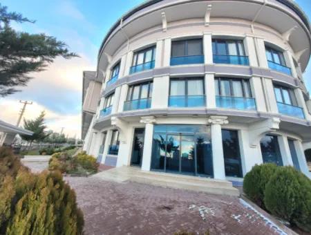 Boş İncek Tek Yapı Venüs Rezidans Eşyalı Kiralı 1+1 Daire Ofis Kızılcaşar Gölbaşı Ankara