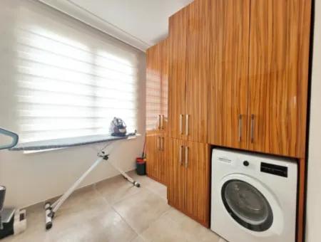 Vatandaşlığa Uygun Bursa Nilüfer Konak Mah. 340 M ² Panoramik Manzaralı Tam Müstakil Dubleks Satılık Villa