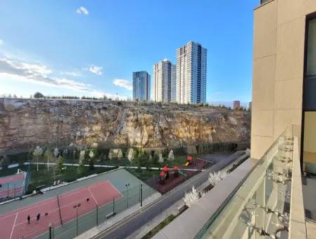Krediye Uygun Boş İncek Loft Satılık 2,5+1 Peyzaj Manzaralı Bahçe Katı Daire 2 Bahçeli