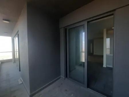 Beytepe İncek Bulvar Loft Satılık 5+1 12.Kat Kiracısız Daire