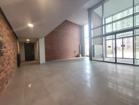 Kiralık Beytepe İncek Bulvar Loft Satılık 1+1 45 M² 18.Kat Daire