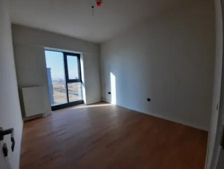 Kiracısız Beytepe İncek Bulvar Loft Satılık 4+1 22.Kat Park Manzaralı Daire