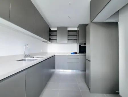 Göl Manzaralı Krediye Uygun İncek Loft Satılık  3+1 Dubleks Peyzaj Manzaralı 2.Kat Daire