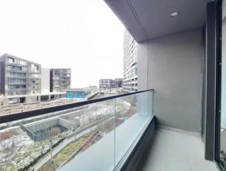 Göl Manzaralı Krediye Uygun İncek Loft Satılık  3+1 Dubleks Peyzaj Manzaralı 2.Kat Daire