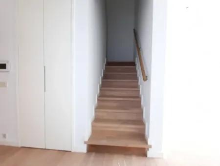 Göl Manzaralı Krediye Uygun İncek Loft Satılık  3+1 Dubleks Peyzaj Manzaralı 2.Kat Daire