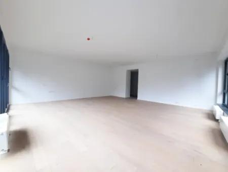 İncek Loft Satılık  4+1  Peyzaj Manzaralı  180 M² 2.Kat Daire