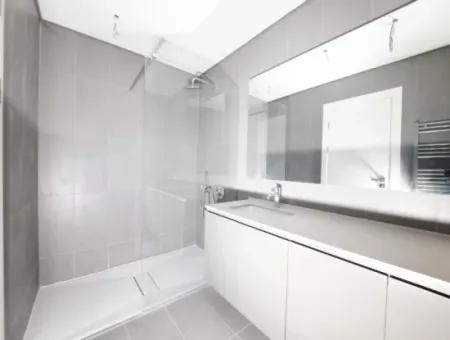 İncek Loft Satılık  4+1  Peyzaj Manzaralı  180 M² 2.Kat Daire