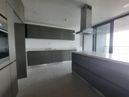 Kiracısız İncek Loft Satılık  5,5+1  Göl Manzaralı 14.Kat Daire