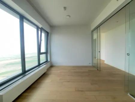Kiracısız İncek Loft Satılık  5,5+1  Göl Manzaralı 14.Kat Daire