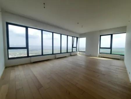 Kiracısız İncek Loft Satılık  5,5+1  Göl Manzaralı 14.Kat Daire
