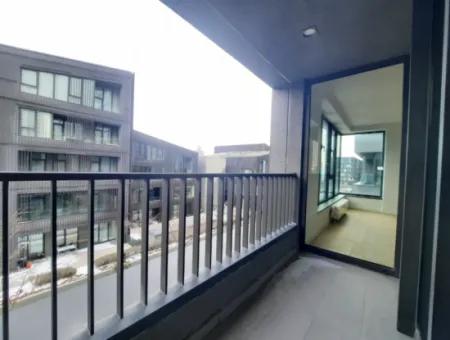 İncek Loft Satılık  5+1  Peyzaj Manzaralı 3.Kat 188 M² Daire