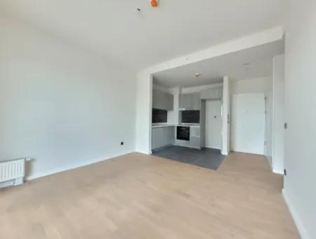 Beytepe İncek Bulvar Loft Satılık 1+1 46 M² 13.Kat Çayyolu Manzaralı Daire