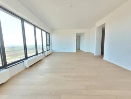 Kiracısız İncek Loft Satılık  5.5+1  Göl Manzaralı 20.Kat Daire