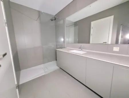 Kiracısız İncek Loft Satılık  5.5+1  Göl Manzaralı 20.Kat Daire
