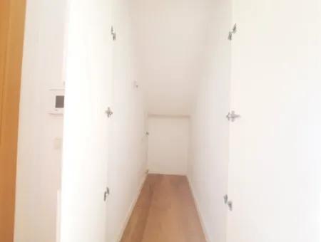 Boş Krediye Uygun İncek Loft Satılık  3+1 Dubleks Peyzaj Manzaralı 1.Kat Daire