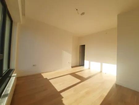 Boş Krediye Uygun İncek Loft Satılık  3+1 Dubleks Peyzaj Manzaralı 2.Kat Daire