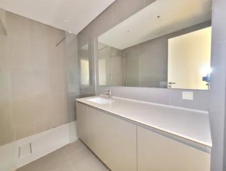 Boş Faturalı İncek Loft Satılık  2+1 Bahçe Dubleks Şehir Manzaralı Daire